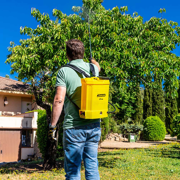 Fumigador/pulverizador a batería FUM 312ml.